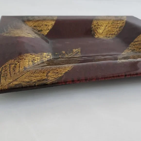 Gold leaf, brown rectangular plate - Picture 2 of 4